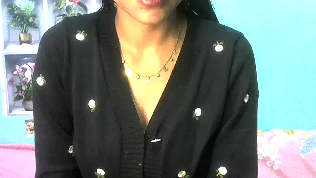 Snapshot of nanhi_munni chatting on 11/23/25, 04:07 nanhi munni online show from 11/23/25, 04:07