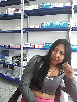 Megan jennerr online show from 10/01/25, 03:18