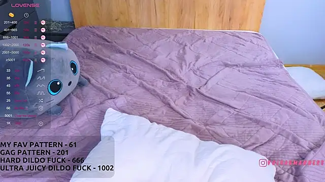 Snapshot of Pleasure_You_ chatting on 02/06/25, 11:32 Pleasure You online show from 02/06/25, 11:32