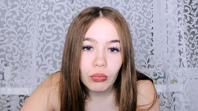 Snapshot of Sara_Kox chatting on 01/02/25, 11:16 Sara Kox online show from 01/02/25, 11:16
