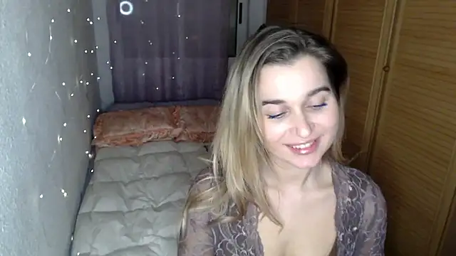 MilanaTaylor online show from 12/14/24, 07:57