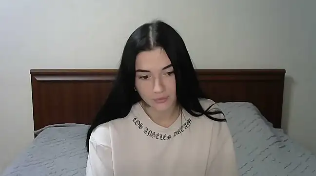 Liana diva online show from 12/08/24, 03:35