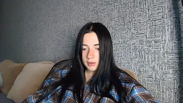 Liana diva online show from 05/22/26, 10:21