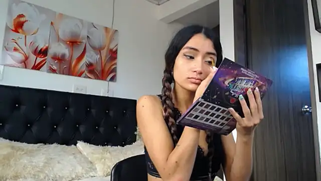 conni f00x online show from 12/02/24, 12:29