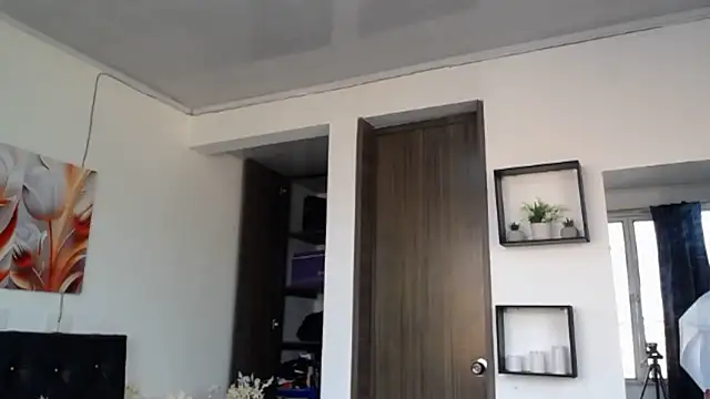 conni f00x online show from 12/04/24, 12:25