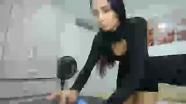 conni f00x online show from 12/16/24, 12:27