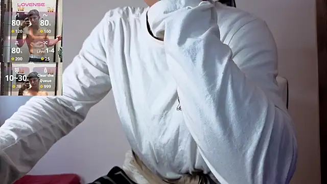 Snapshot of Cristopher23_ chatting on 11/10/25, 12:15 Cristopher23 online show from 11/10/25, 12:15