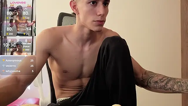 Snapshot of Cristopher23_ chatting on 12/03/25, 01:42 Cristopher23 online show from 12/03/25, 01:42