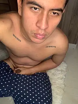 roguer darkk online show from 12/14/24, 10:34