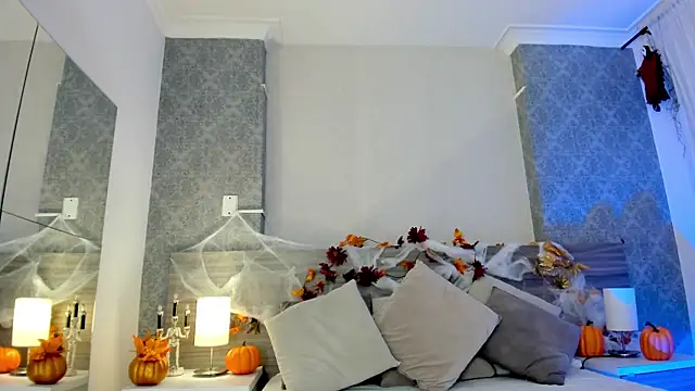 Mistyca online show from 10/25/25, 11:29