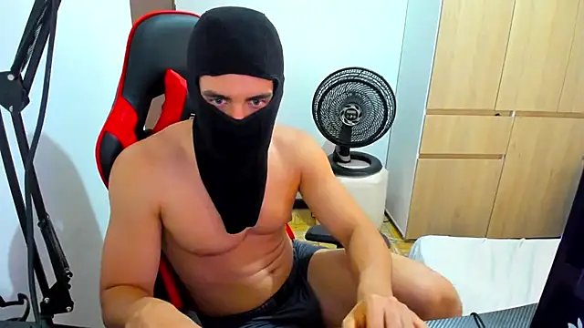 Calihotcaliente277 online show from 12/03/24, 05:12