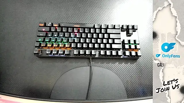 Calihotcaliente277 online show from 10/06/25, 11:29