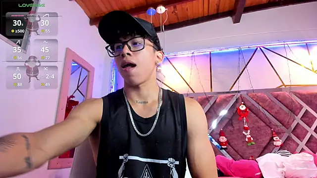 AkazaBoy  online show from 12/21/24, 04:19