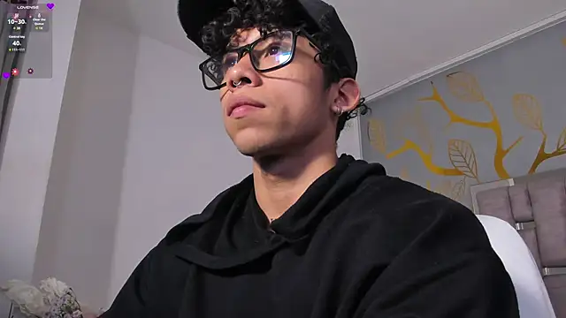 AkazaBoy  online show from 05/09/26, 04:50