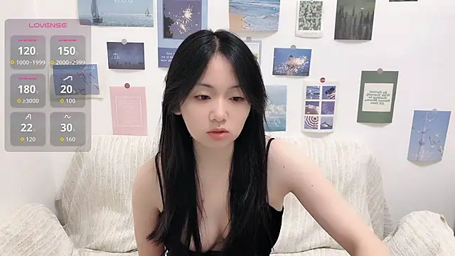 Snapshot of LiLiYbaby chatting on 09/11/25, 06:02 LiLiYbaby online show from 09/11/25, 06:02