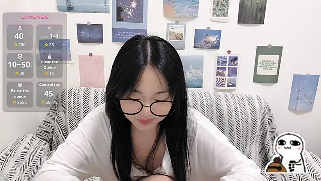 LiLiYbaby online show from 09/20/25, 06:25