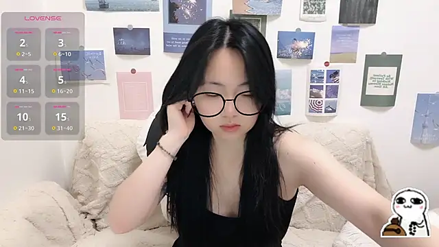 Snapshot of LiLiYbaby chatting on 02/07/26, 06:28 LiLiYbaby online show from 02/07/26, 06:28