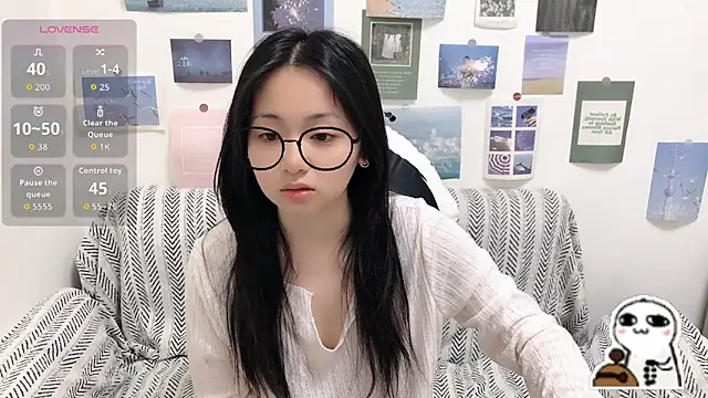 Snapshot of LiLiYbaby chatting on 03/25/26, 06:41 LiLiYbaby online show from 03/25/26, 06:41