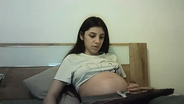 Snapshot of Ahotkittyxxx chatting on 11/05/25, 05:13 Ahotkittyxxx online show from 11/05/25, 05:13