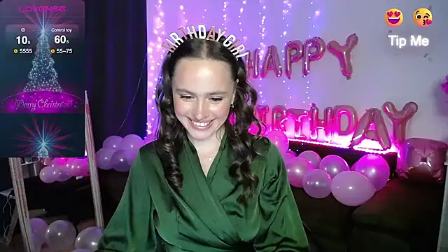 Emillias online show from 12/10/24, 09:22