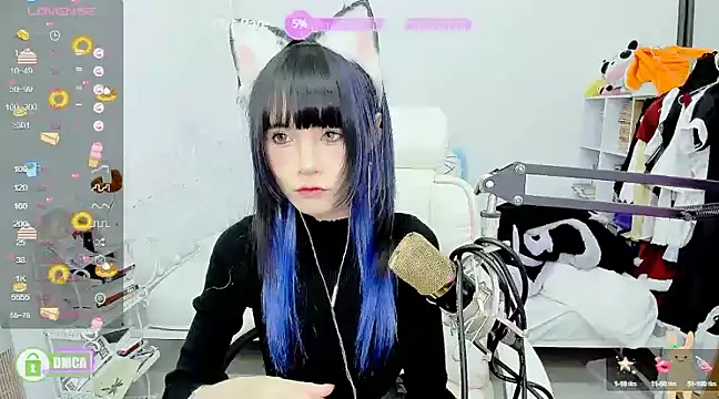 Snapshot of RassieRaph chatting on 01/01/25, 07:53 RassieRaph online show from 01/01/25, 07:53