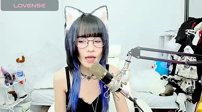 Snapshot of RassieRaph chatting on 02/12/25, 03:05 RassieRaph online show from 02/12/25, 03:05