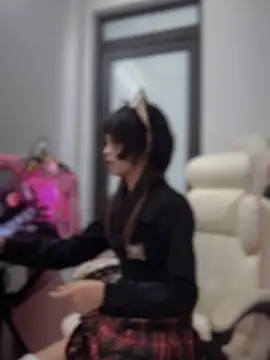 Snapshot of RassieRaph chatting on 10/24/25, 07:32 RassieRaph online show from 10/24/25, 07:32