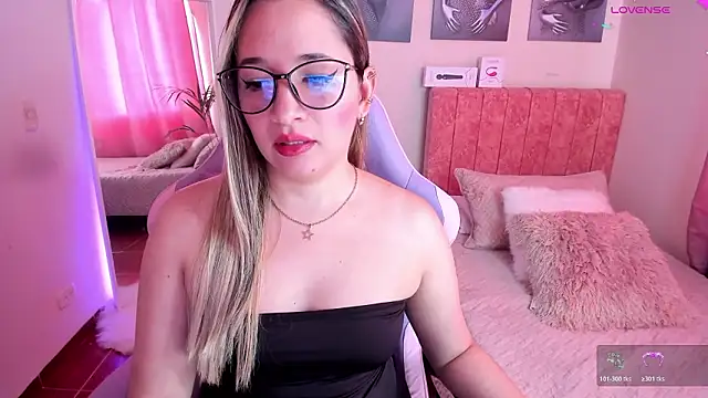 Snapshot of SamanthaBeltran chatting on 02/02/26, 07:12 SamanthaBeltran online show from 02/02/26, 07:12