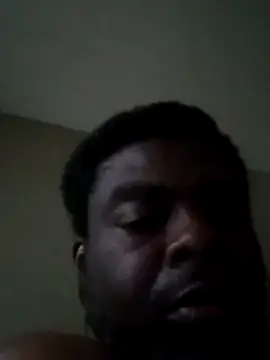 Snapshot of SLOWSTRO chatting on 02/25/26, 02:48 SLOWSTRO online show from 02/25/26, 02:48
