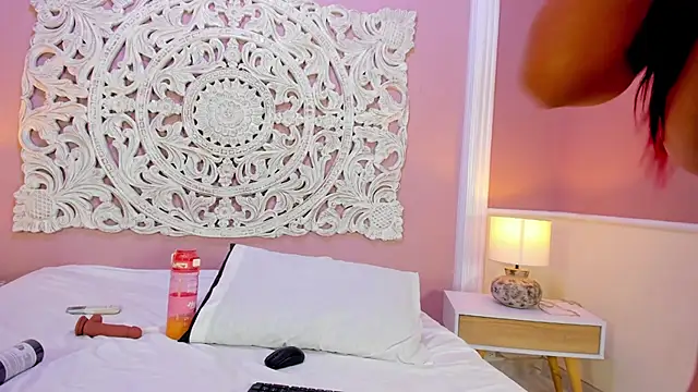 SamanthaPierce online show from 12/17/24, 11:05