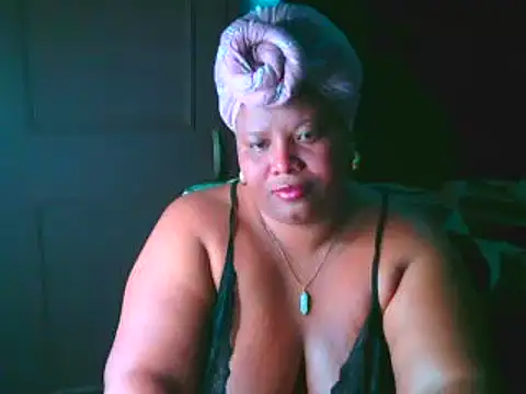 Snapshot of Leidy_quin chatting on 12/19/24, 12:24 Leidy quin online show from 12/19/24, 12:24