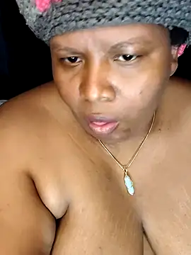 Snapshot of Leidy_quin chatting on 12/29/24, 09:28 Leidy quin online show from 12/29/24, 09:28