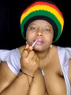 Snapshot of Leidy_quin chatting on 01/12/25, 10:23 Leidy quin online show from 01/12/25, 10:23