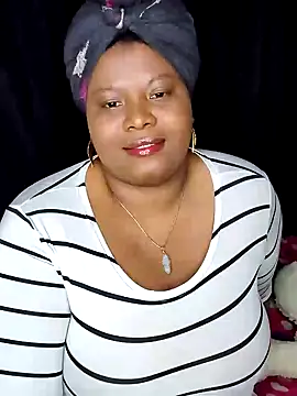 Snapshot of Leidy_quin chatting on 01/25/25, 08:10 Leidy quin online show from 01/25/25, 08:10