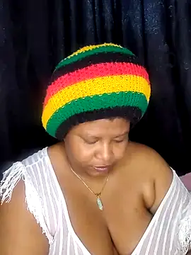 Snapshot of Leidy_quin chatting on 03/16/25, 10:09 Leidy quin online show from 03/16/25, 10:09