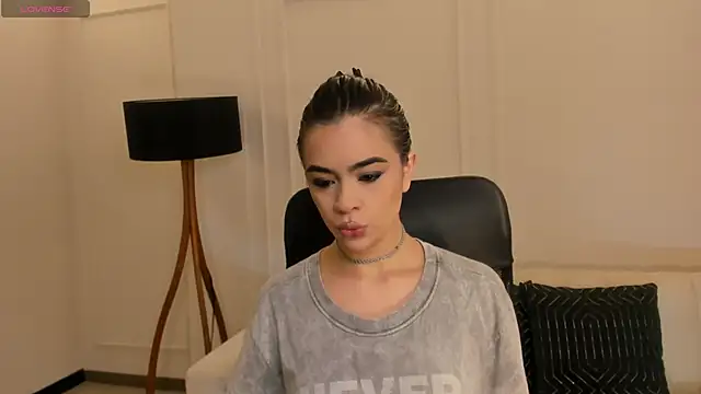 AlanaCraft online show from 10/18/25, 12:17