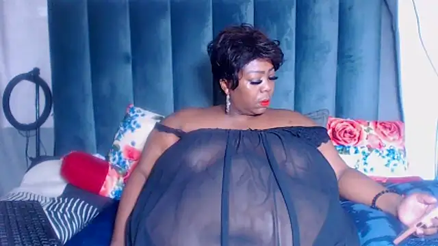 Snapshot of BustyWendyXXX47 chatting on 12/14/25, 01:49 BustyWendyXXX47 online show from 12/14/25, 01:49