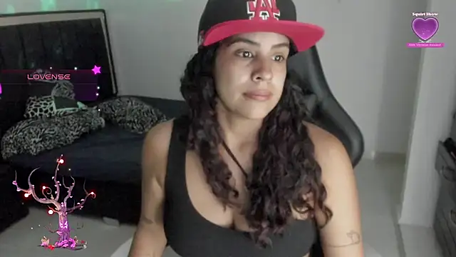 Snapshot of Moon_Sammy chatting on 03/20/25, 12:43 Moon Sammy online show from 03/20/25, 12:43