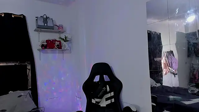 Moon Sammy online show from 06/03/26, 02:33