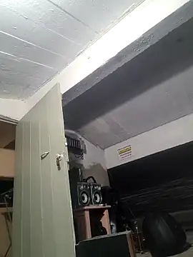 Snapshot of Xxxasrty chatting on 11/06/25, 01:28 Xxxasrty online show from 11/06/25, 01:28