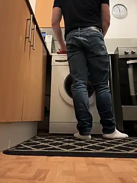 Dan NFS online show from 11/01/25, 04:14