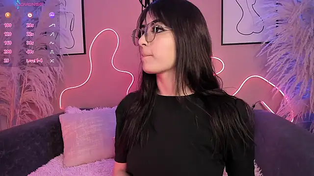 Megan mooree  online show from 12/18/24, 01:45