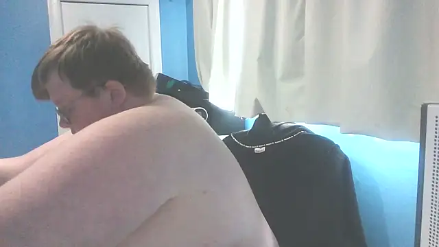 Snapshot of Richard_Moneyshot_23 chatting on 03/10/26, 05:40 Richard Moneyshot 23 online show from 03/10/26, 05:40