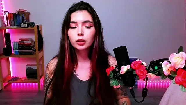 peaachybabe   online show from 09/16/25, 06:31