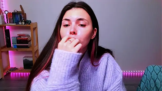 peaachybabe   online show from 09/24/25, 09:29