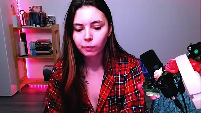 peaachybabe   online show from 10/26/25, 03:40