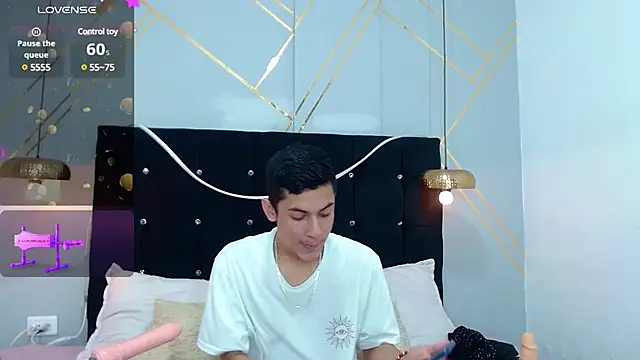 Oliver king sex online show from 01/07/25, 04:05