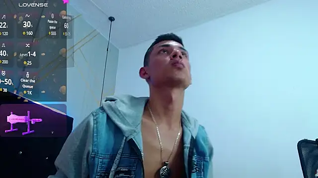 Oliver king sex online show from 01/13/25, 10:56