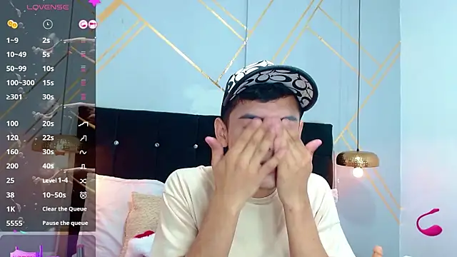 Oliver king sex online show from 02/27/25, 05:26