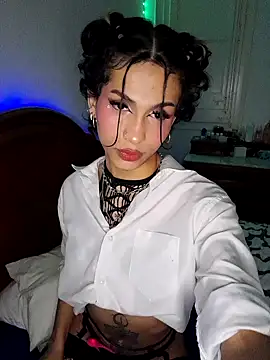 Snapshot of Abby_bella09 chatting on 02/05/25, 12:27 Abby bella09 online show from 02/05/25, 12:27